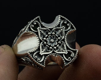 Texturerad nordisk ring i sterlingsilver: Handgjorda vikingasmycken