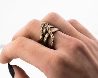 Bronze Snake Ring – Nordic Serpent Jewelry, Scandinavian Mythology Gift, Nature-Inspired Snake Ring – Unique Animal Ring for Any Occasion