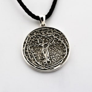 World Tree Pendant, Yggdrasil Necklace, 925 Silver Pendants, Symbolic Jewelry, Scandinavian Jewelry, Genealogy Jewelry, Viking Artifact