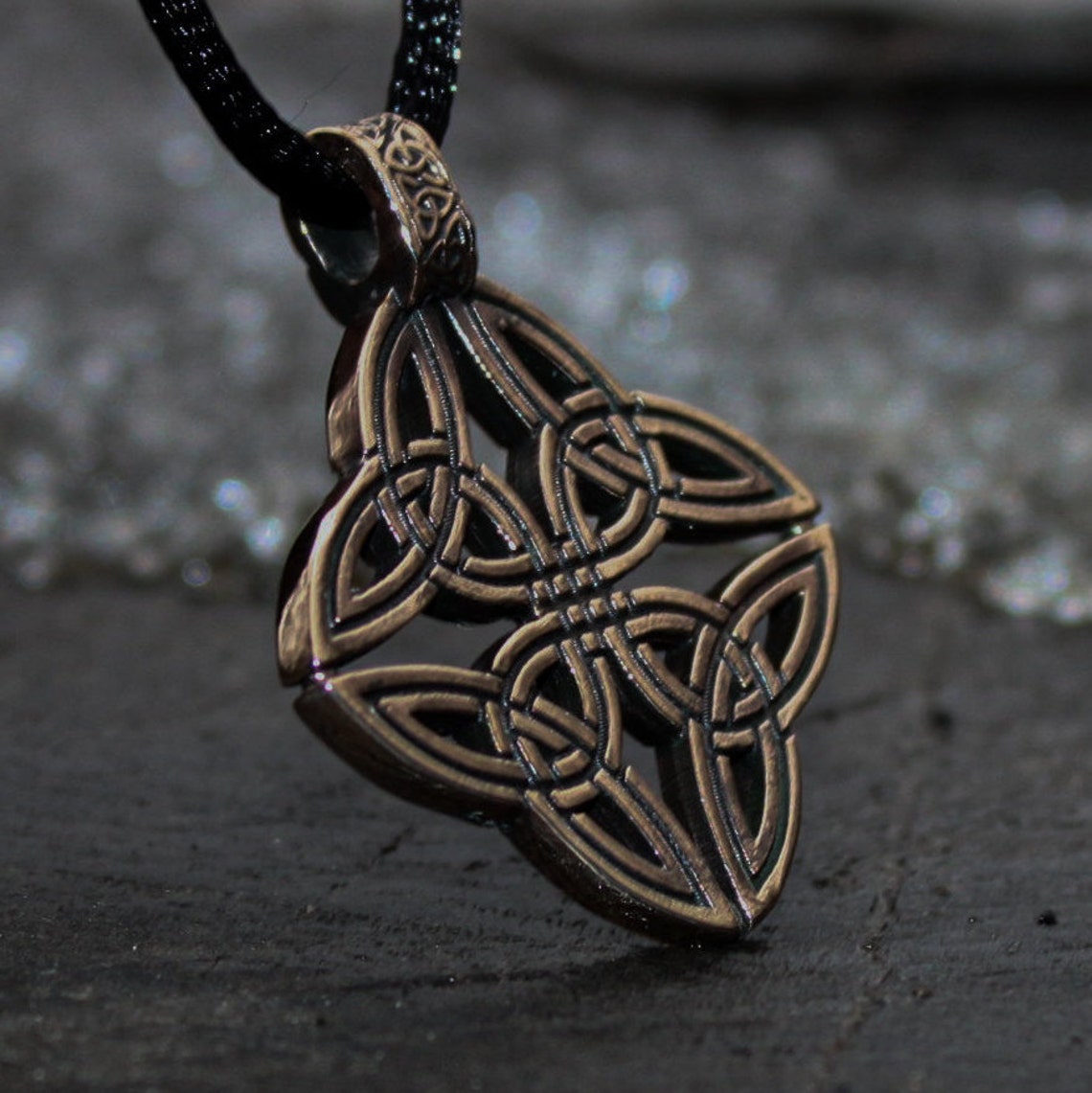 Pendentif épée Argent 925 Avec Croix Celtique Et Triskel - Bijou Symbolique Neuf