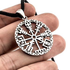 Vegvisir Pendant Sterling Silver • Viking Compass Necklace • Cast Norse Talisman • Icelandic Navigation Symbol • Nordic Silver Amulet
