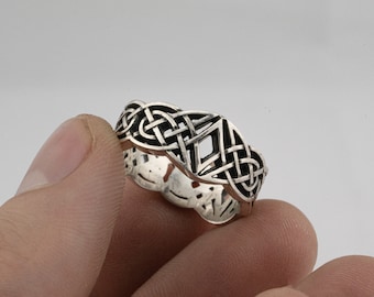 Textured Sterling Silver Celtic Knot Ring: Norse Pagan Jewelry