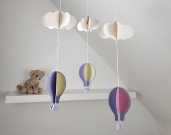 Personalisiertes Baby Mobile Ballons Wolken Name Papier Baby Geschenk lila flieder Kinderzimmer Deko