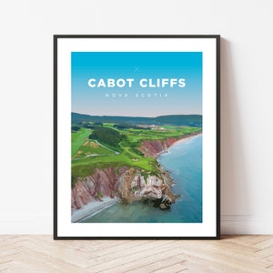Peut inclure: Une affiche avec une illustration graphique de Cabot Cliffs en Nouvelle-Écosse. L'affiche présente un terrain de golf vert, des falaises rouges, une plage de sable et une eau de mer bleue.