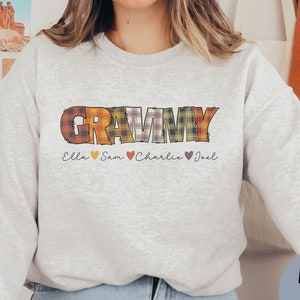 Personalised Grammy Sweatshirt, Custom Grammy Gifts, pregnancy announcement, new Grammy gift, grandma gift, mothers day gift, Grammy Shirt