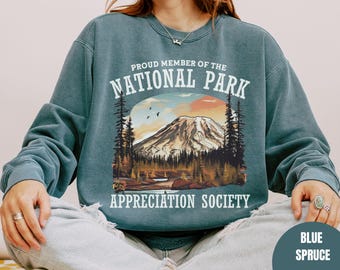 Vintage National Park Sweatshirt, Comfort Colors National Park Lovers Sweater, Hiking Crewneck sweatshirt, National Park Gift for Traveler