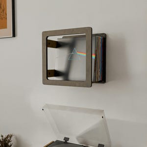 Vinyl Record Storage Shelf – Wall Mounted Vinyl Display for Music Lovers