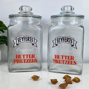 Vintage Seyfert&#39;s Pretzel Jar Set: 1930s General Store Display