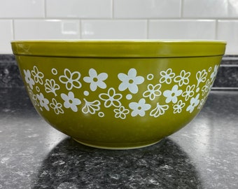 Vintage Pyrex Spring Blossom Nesting Mixing Bowl #403, 2 1/2 Quart Replacement, 1970 Crazy Daisy Glass Bowl, Retro Green Bowl White Flowers