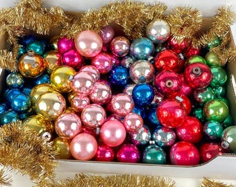 Vintage Merkurglas Weihnachtsornamente: Gemischte Farb- und Größensets