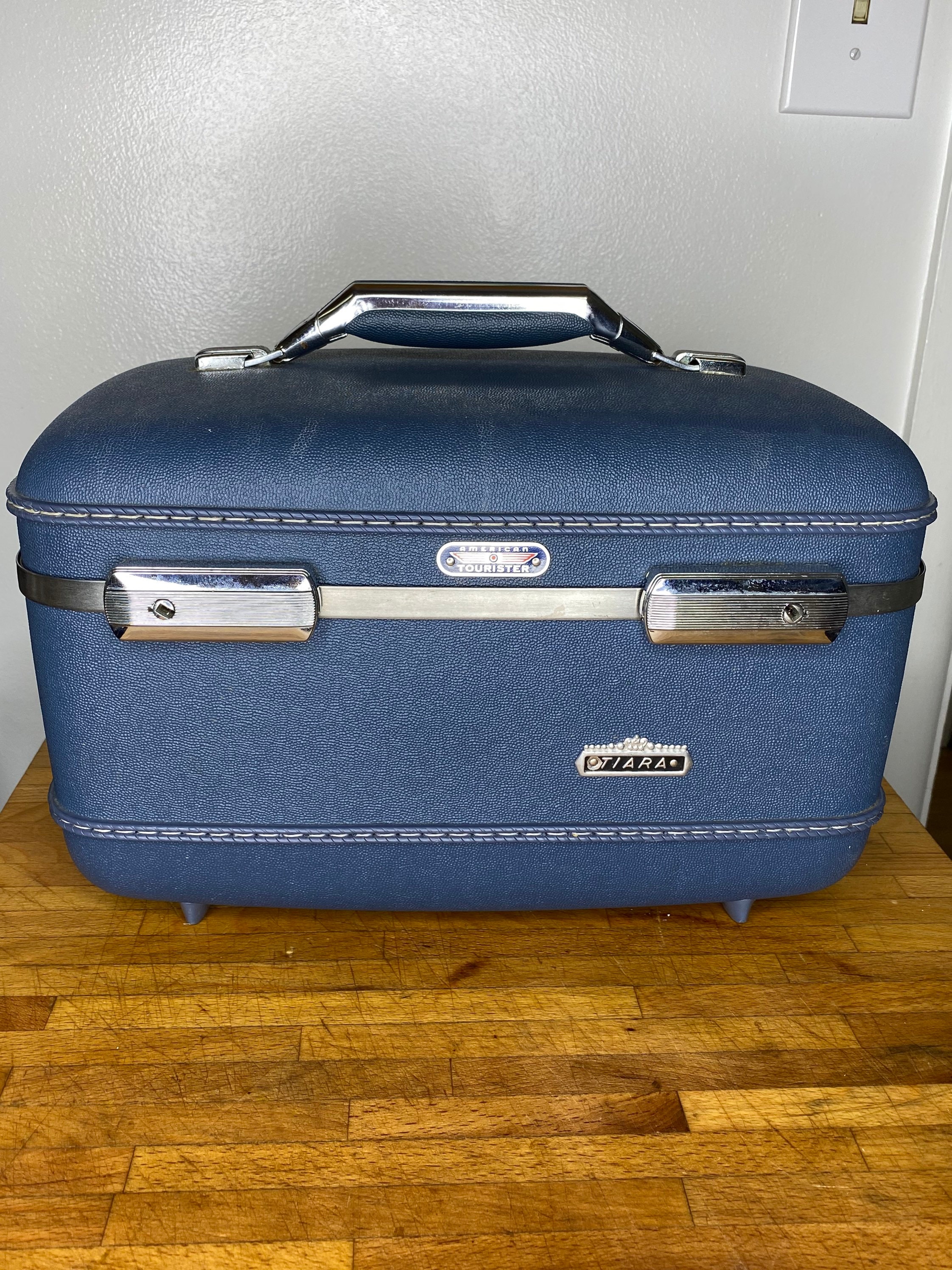 Vintage Train Case American Tourister Tiara Makeup Case Etsy