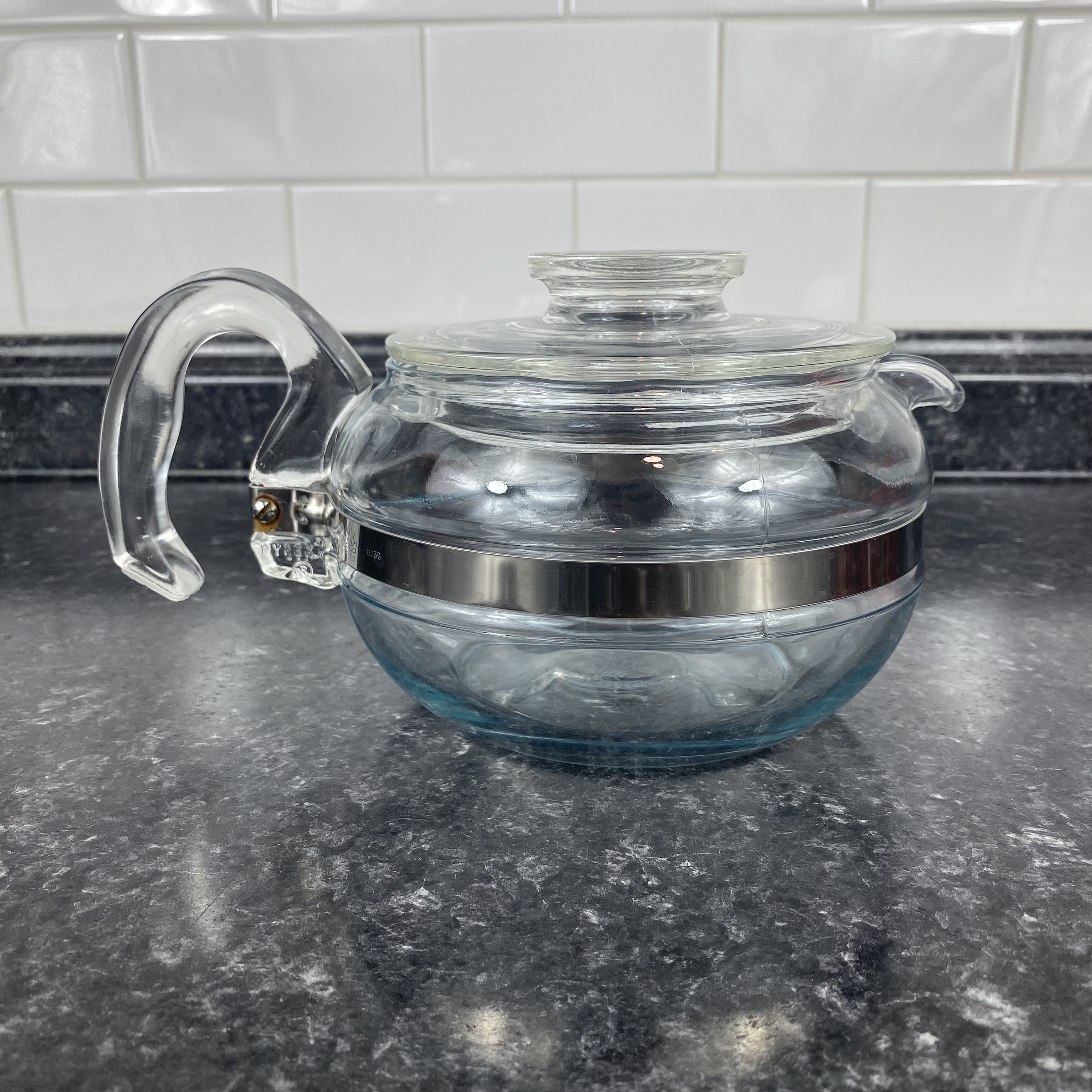 The aluminum parts in the 6 cup percolator I have say Made in Canada. Is  this common? : r/Pyrex_Love