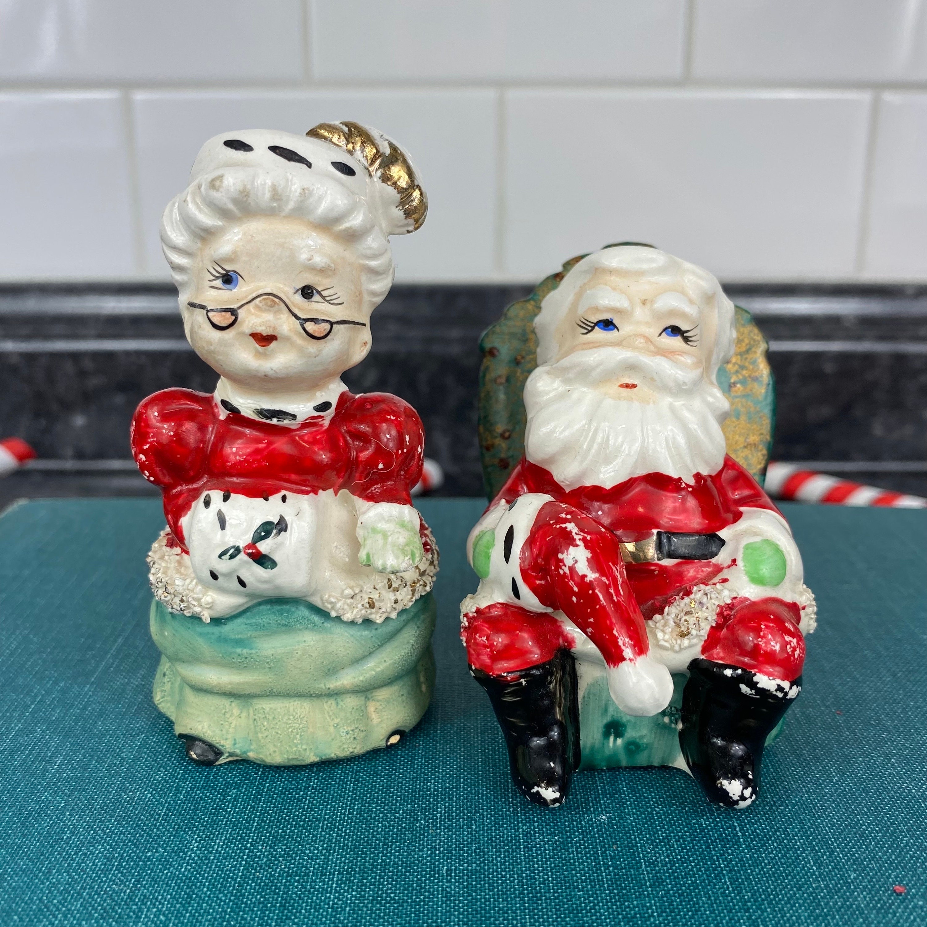 Mr. Christmas 6 Nostalgic Salt & Pepper Shaker Figures 