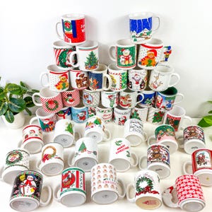 Single Christmas Vintage Assorted Mug Various Designs: Christmas Mice, Poinsettia, Candy Canes, Santa Claus, Reindeer Mugs Sold Individually