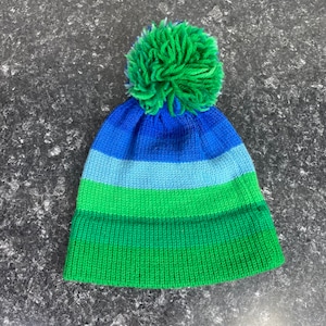 Vintage Wool Knit Ski Beanie: Handmade Ombre PomPom Hat