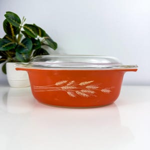 Your Choice:  Vintage Pyrex 1950-1960 Promotional Oval Casserole 043,  1 1/2 QT Vintage Baking Dish, Olive Medallion, Autumn Harvest w/Lid