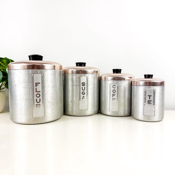 1950年代アルミキャニスター ＋ 真鍮ツマミ　フランスヴィンテージ ヴィンテージ アルミ キャニスター 1950年代アルミキャニスター ＋