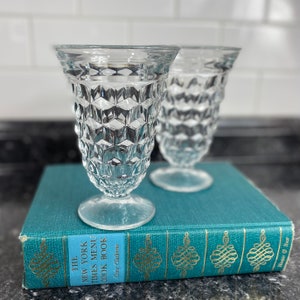 Vintage Indiana Glass Whitehall Pedestal Sundae Glasses / Colony Cubist Tall Flared Top Footed Tumbler Gafas de postre / MCM Bar Cart