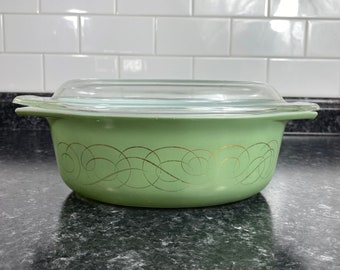 Vintage Pyrex Golden Scroll Small Casserole 043, 1 1/2 Quart Oval Casserole w/lid, 1962 Spring Summer Promotional Dish, Old Dishes, Grandmas