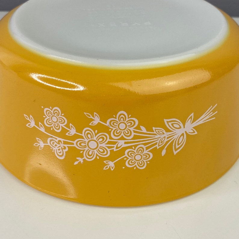 Vintage Pyrex Butterfly Gold 2 II Round Casseroles w/Lid 472 Harvest Gold Butterfly Gold Redesigned image 4