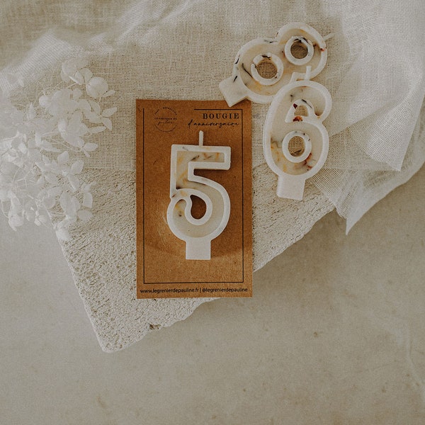 Bougie d'anniversaire cire de soja et fleurs séchées pour gâteau