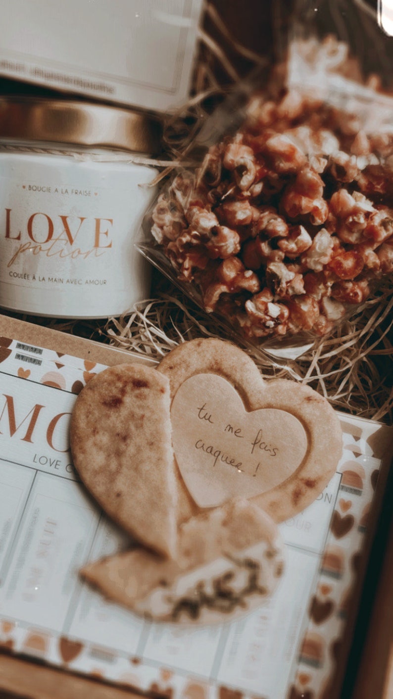 Crazy love Valentine's Day gift box image 2