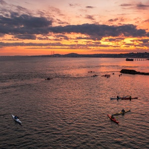 Broughty Ferry Kayak Sunset, Dundee, Scozia - A3, A2 o A1 Stampa fotografica scozzese fine art firmata - Consegna gratuita nel Regno Unito