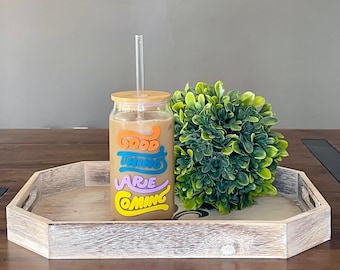 Good Things Are Come Tazza di vetro con coperchio e cannuccia