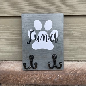 Personalized Wooden leash holder sign with hooks