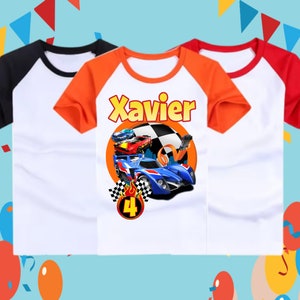Racing Raglan verjaardag T-shirt kinderen, auto themafeest, racewagen gepersonaliseerd shirt kinderen, cadeau verjaardag shirt, familie T-shirts aangepaste raglan