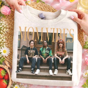 90s Mom Vibes PNG, Retro Mom Thug Life, Sitcom Moms Gift Design Sublimation File