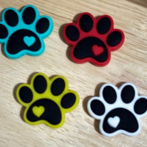 Paw print Silicone Focal Bead