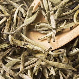 White tea blend Pai Mu Tan / Personalized organic tea blend