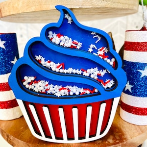 Shaker à cupcakes 4 juillet - oeuvre d'art sur bois