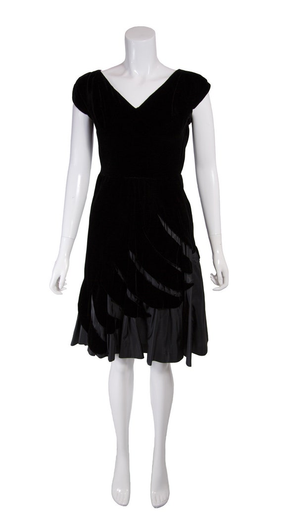 Vintage 1940s Black Velvet Cocktail Dress