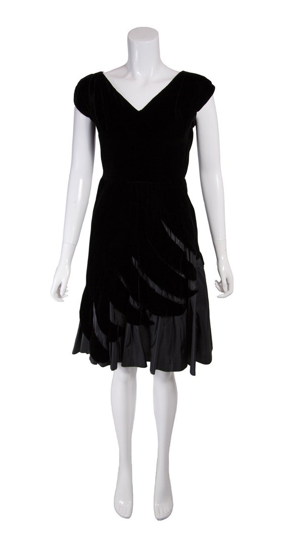 Vintage 1940s Black Velvet Cocktail Dress - image 1