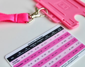 Insignia rosa de la tabla de signos vitales pediátricos para estudiantes de enfermería (imagen digital en formato PDF únicamente)