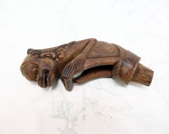 Figurine indonésienne sculptée en bois antique