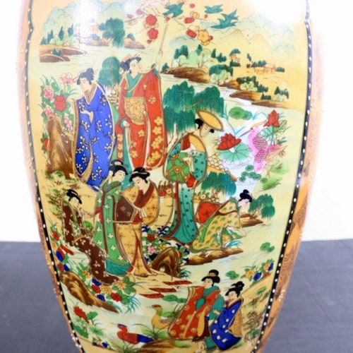 Antique Chinese vase shops
