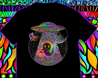 Divertida camiseta gráfica de Halloween con fantasma de abducción extraterrestre
