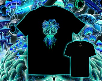 May include: Black t-shirt with a blue and green psychedelic brain design. The brain is surrounded by mushrooms and glowing eyes.