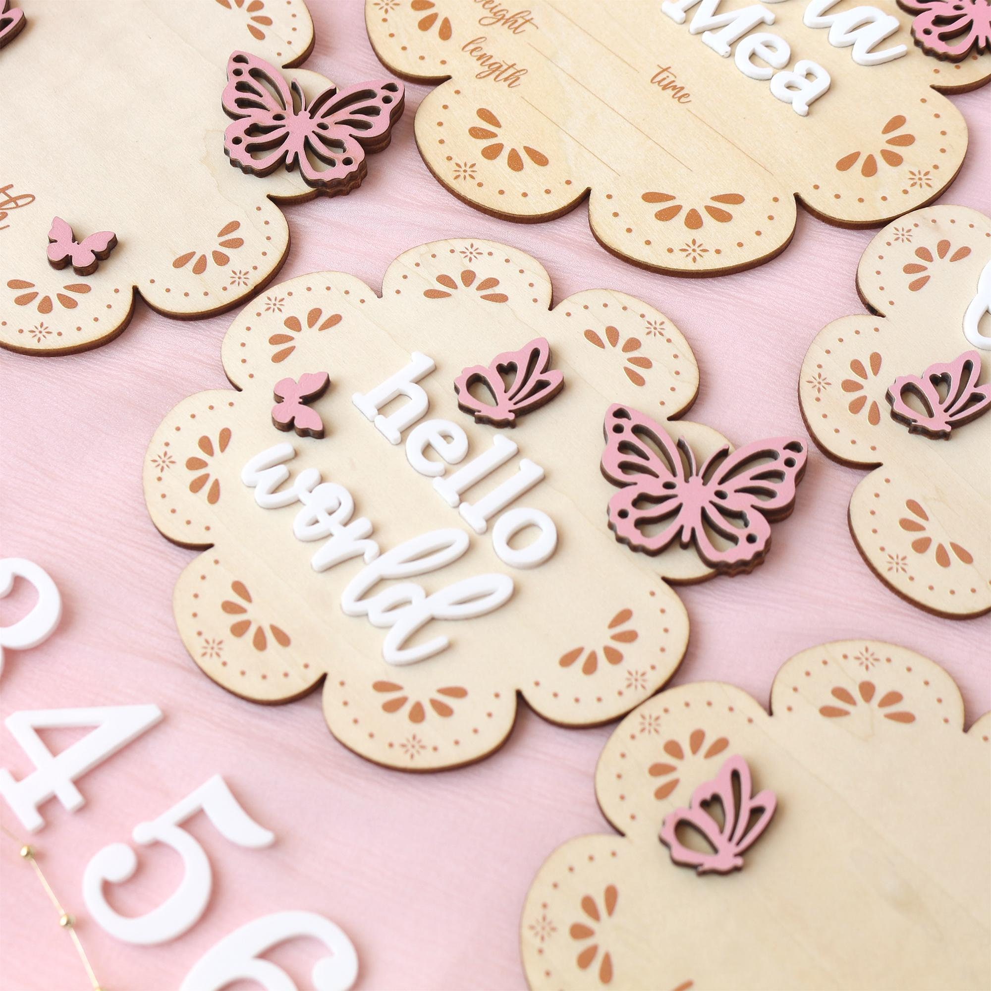 マイルストーンカードで赤ちゃんの「はじめて」を残す｜しまうまプリント 12枚 ベビー マンスリー マイルストーン カード ピンクリボン リボン  木製マーカー ディスク 月 アナウンスサイン 妊娠 新生児