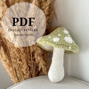 crochet pattern for a plush mushroom, decoration of a little boy's forest room, enchanted land, easy-to-follow instructions