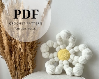 crochet pattern for an unusually shaped flower, unique interior, easy-to-follow PDF instruction, daisy flower