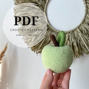 Puede incluir: Patrón de crochet PDF para un juguete amigurumi de manzana verde. El patrón está disponible en inglés y polaco.