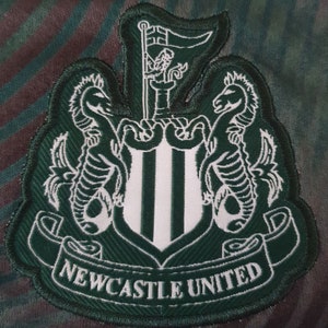 Original Newcastle United Football Club Away Brand-New Shirt Jersey 2019-2020 Andy Carroll #7. Size: XL-Adult image 5