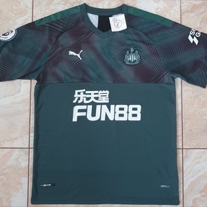 Original Newcastle United Football Club Away Brand-New Shirt Jersey 2019-2020 Andy Carroll #7. Size: XL-Adult image 1