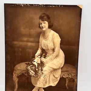 Antique Photograph - Portrait Of Bride. H T Morton Photography Birmingham AL. Antique Wedding Photo