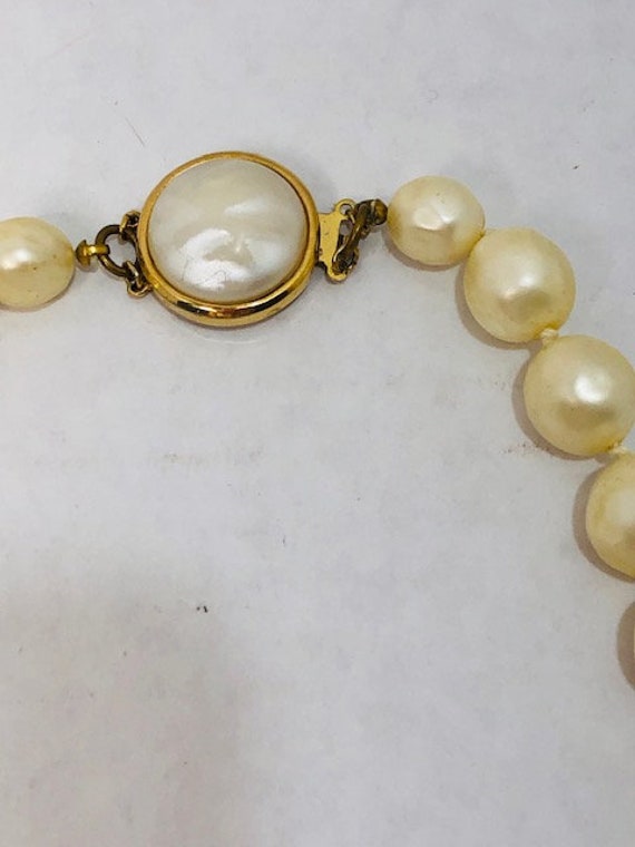 Vintage Crown Trifari Faux Pearl Necklace. Marked… - image 3