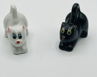 Set di saliera e pepiera a forma di sedere di gatto - Big Mouth Toys